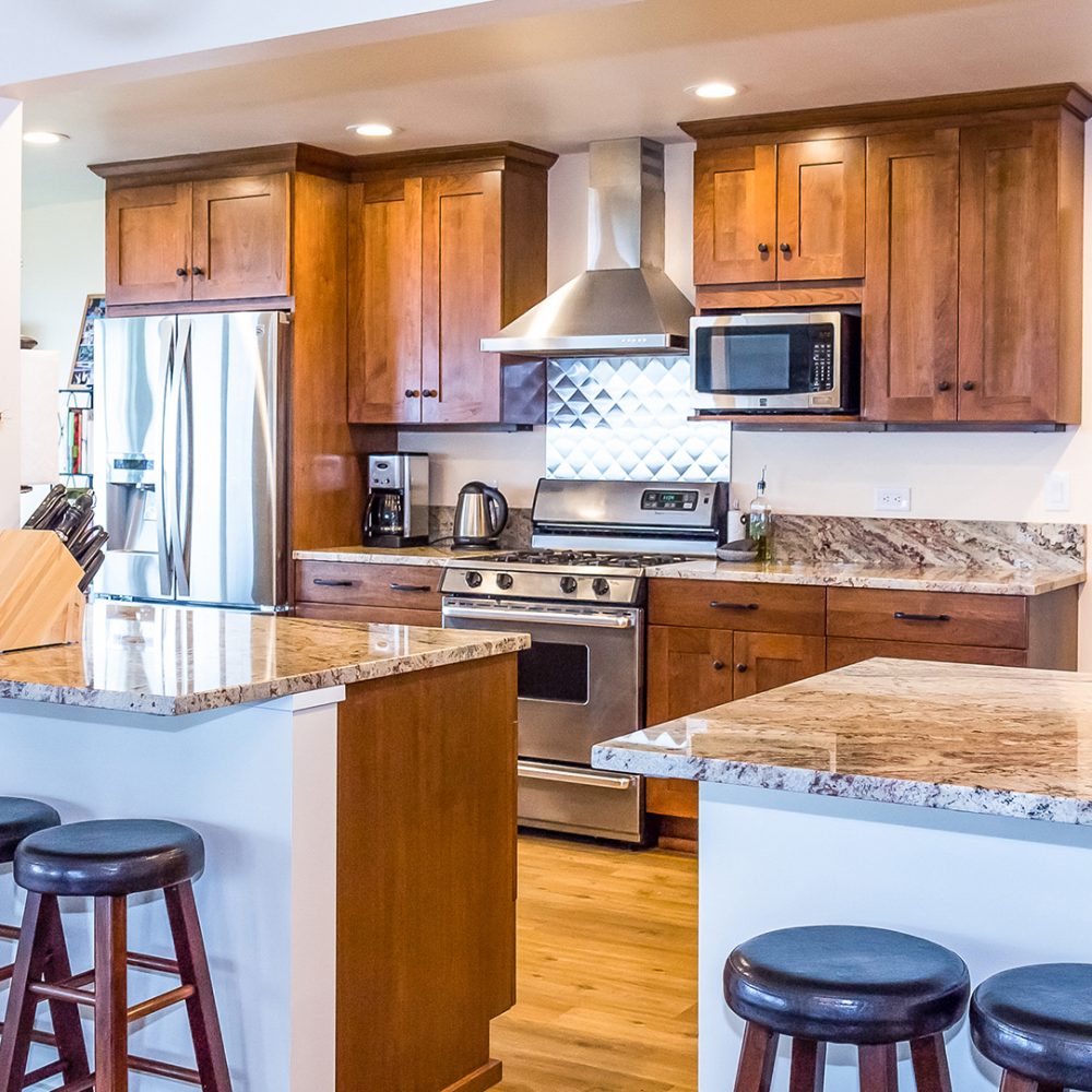Traditional Cottage Kitchen Kitchen Remodel by Mount Baker Remodeling project photo 2